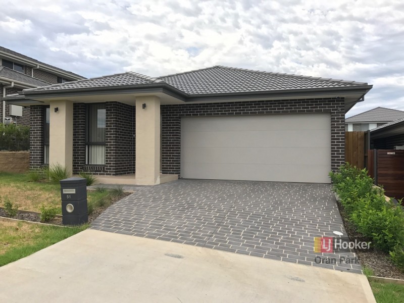 51 Richards Loop, Oran Park NSW 2570