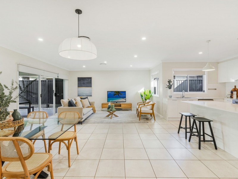 43 Milton Circuit, Oran Park NSW 2570