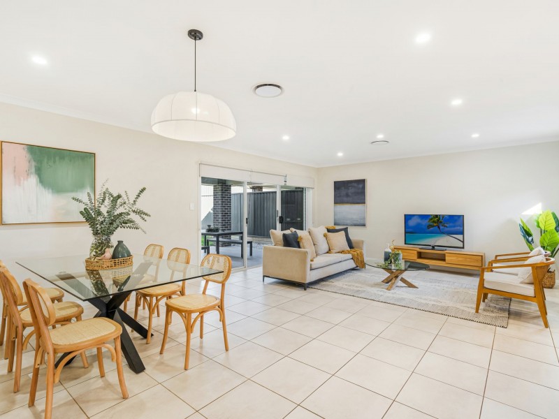 43 Milton Circuit, Oran Park NSW 2570