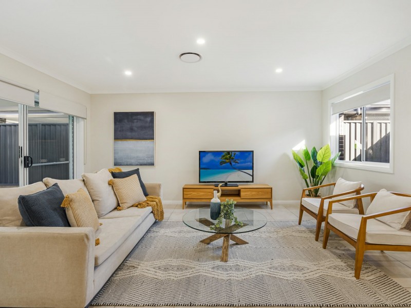 43 Milton Circuit, Oran Park NSW 2570