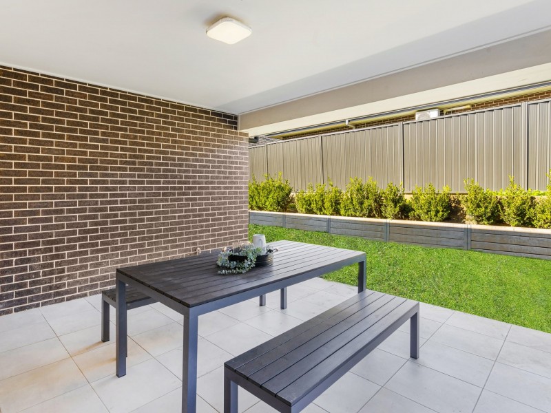 43 Milton Circuit, Oran Park NSW 2570