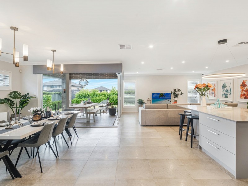 10 Webber Loop, Oran Park NSW 2570