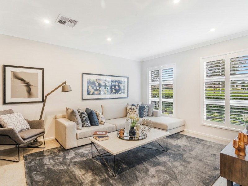 10 Webber Loop, Oran Park NSW 2570