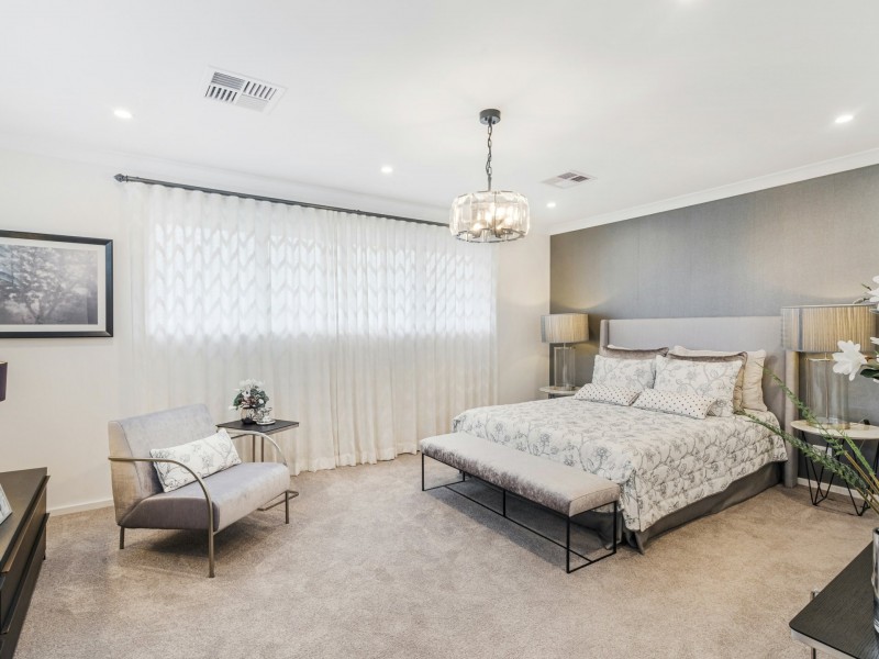 10 Webber Loop, Oran Park NSW 2570