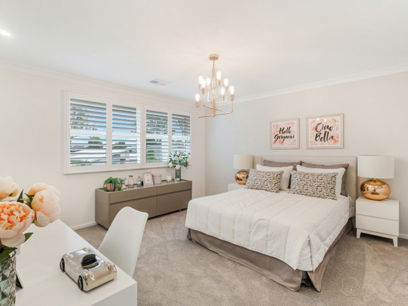 10 Webber Loop, Oran Park NSW 2570