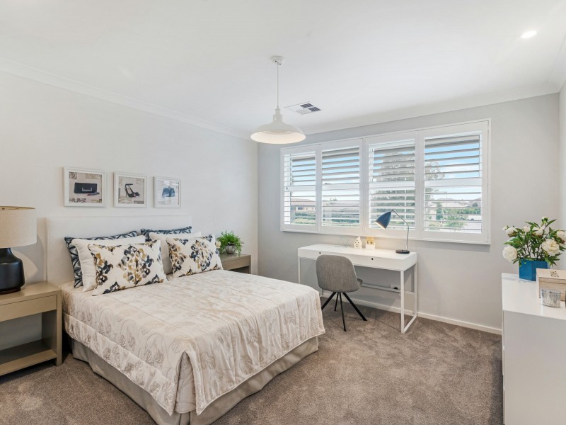 10 Webber Loop, Oran Park NSW 2570