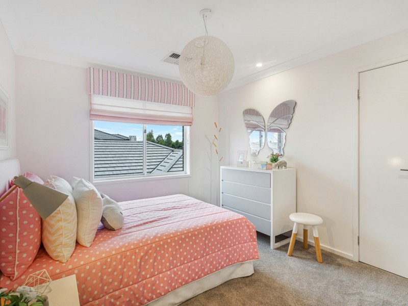 10 Webber Loop, Oran Park NSW 2570