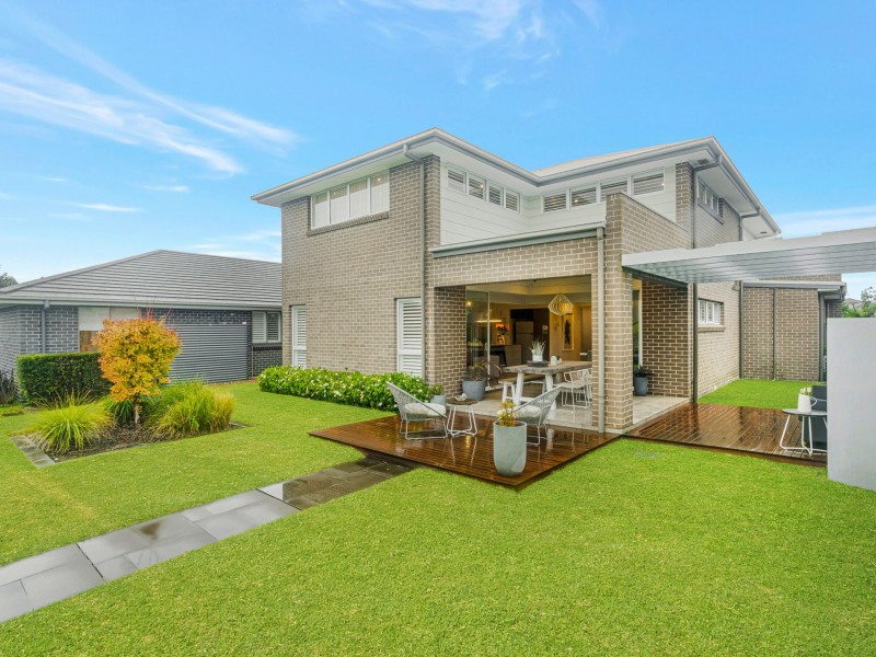10 Webber Loop, Oran Park NSW 2570