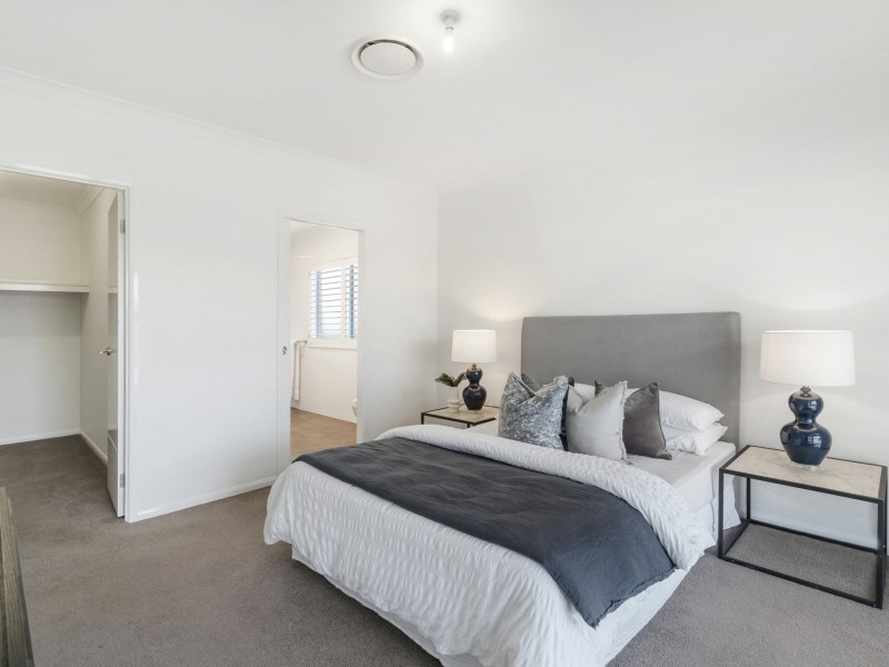 4 Steward Drive, Oran Park NSW 2570