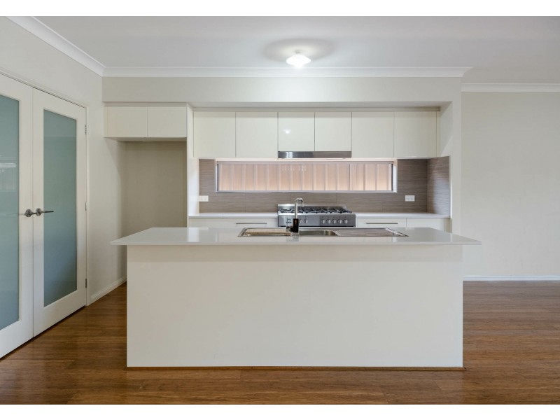 13 Finlay Street, Oran Park NSW 2570