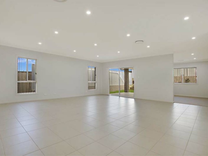 20 Tess Circuit, Oran Park NSW 2570