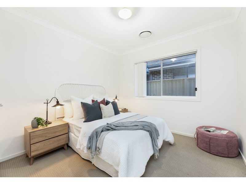 20 Tess Circuit, Oran Park NSW 2570