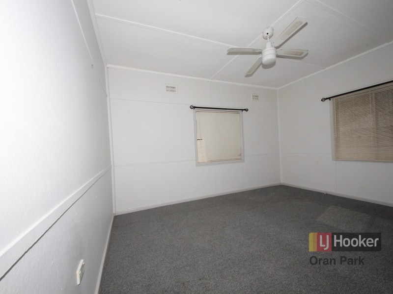 16 Twelfth Street, Warragamba NSW 2752