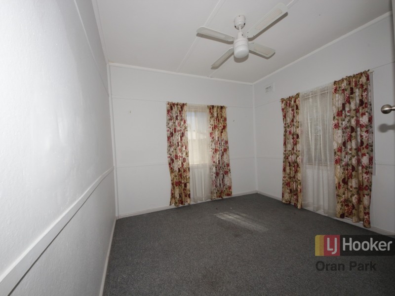 16 Twelfth Street, Warragamba NSW 2752