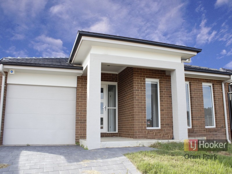 47 Butler Street, Gregory Hills NSW 2557