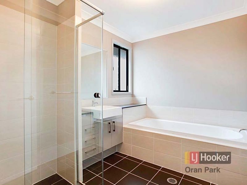 14 Rose Street, Oran Park NSW 2570