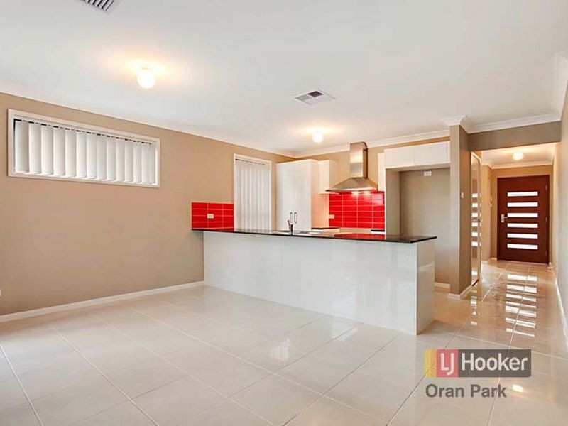 14 Rose Street, Oran Park NSW 2570