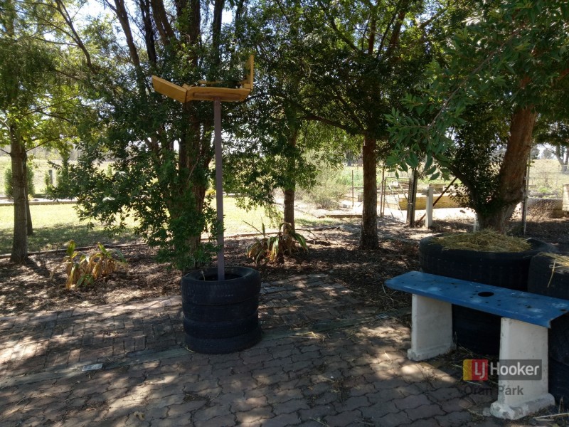 123b Gates Road, Luddenham NSW 2745