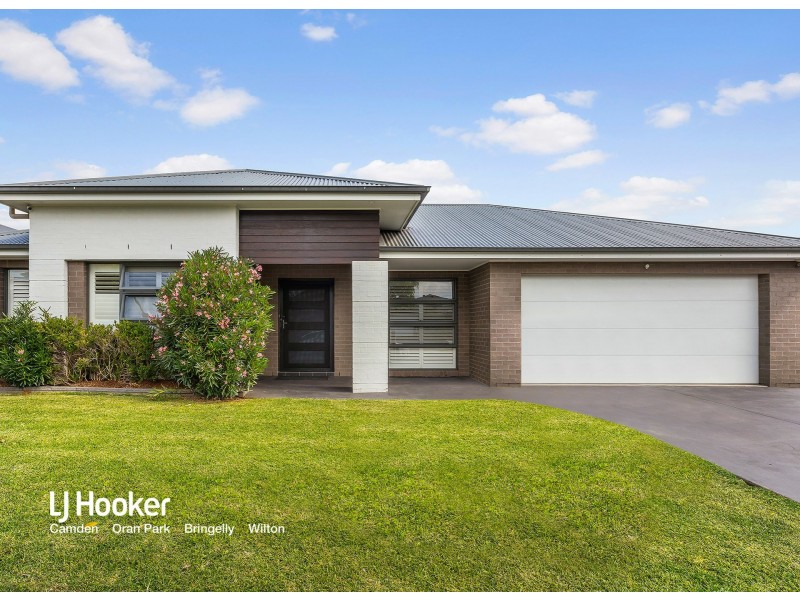 12 Skaife Street, Oran Park NSW 2570