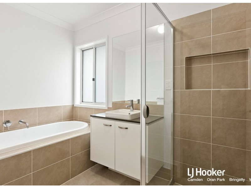 36 Power Ridge, Oran Park NSW 2570