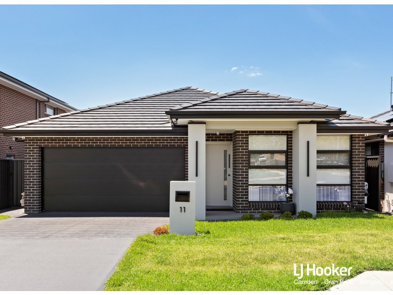 11 Ledwell Way, Oran Park NSW 2570