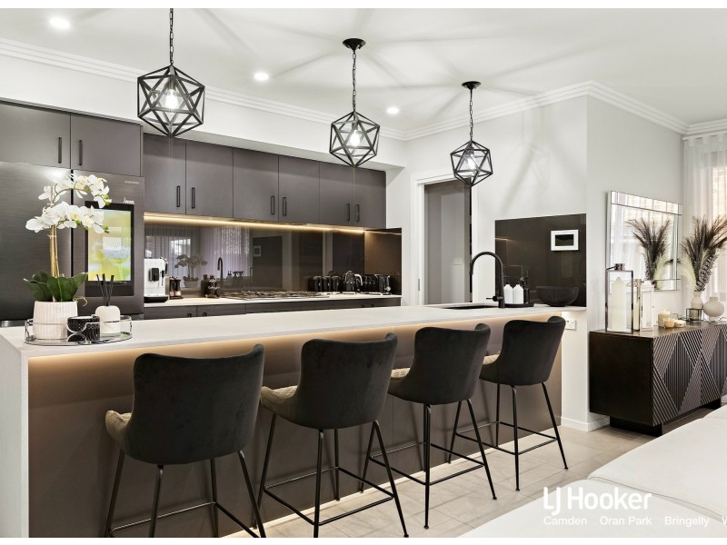 11 Ledwell Way, Oran Park NSW 2570