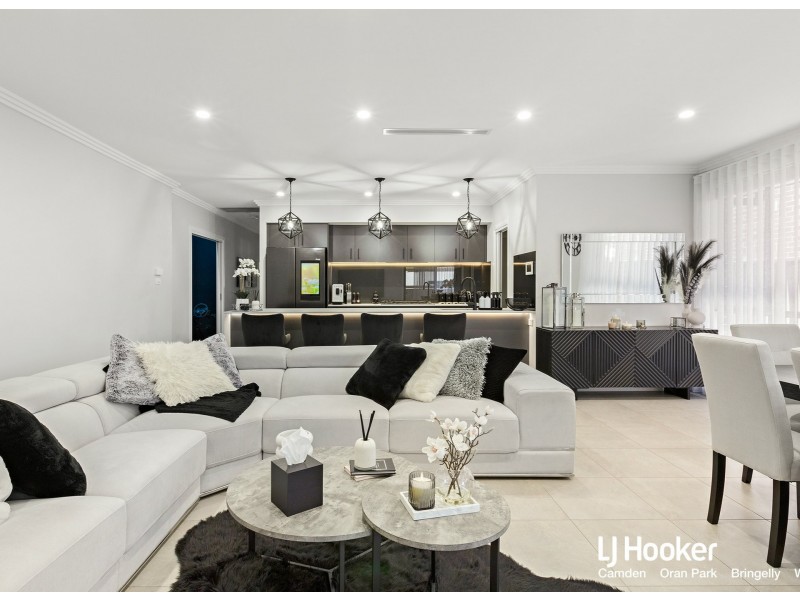 11 Ledwell Way, Oran Park NSW 2570