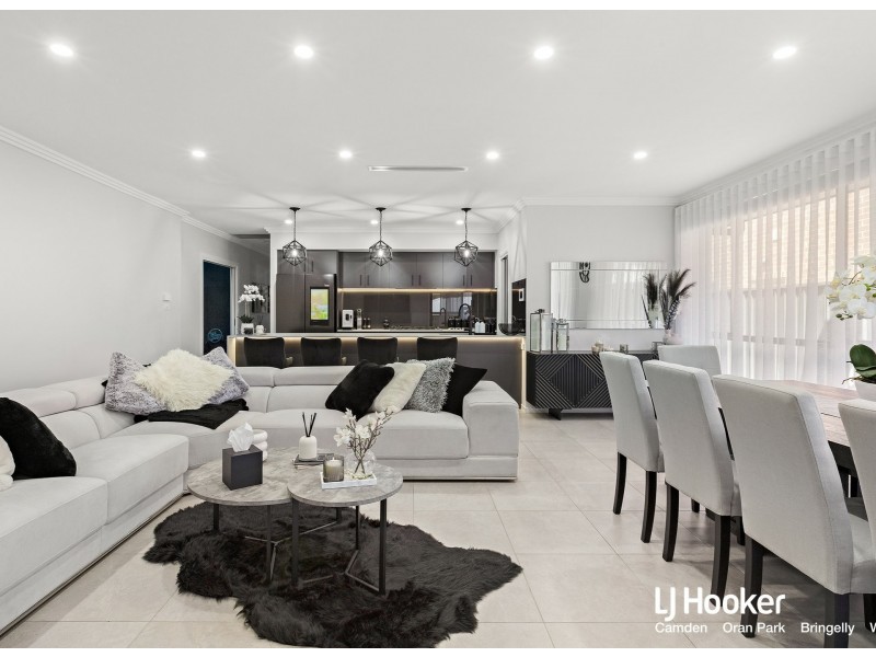 11 Ledwell Way, Oran Park NSW 2570