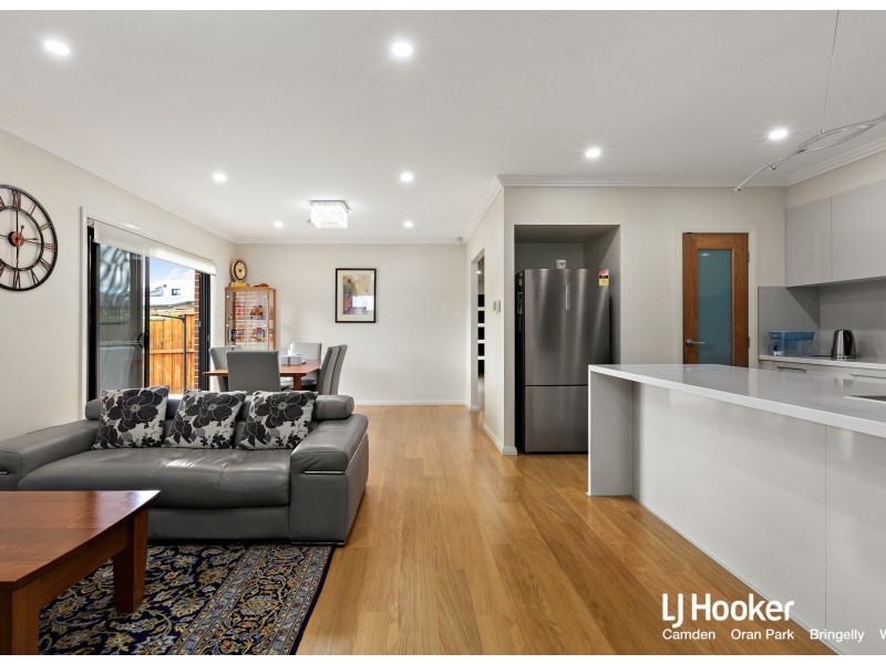 10 McLaurin Avenue, Oran Park NSW 2570