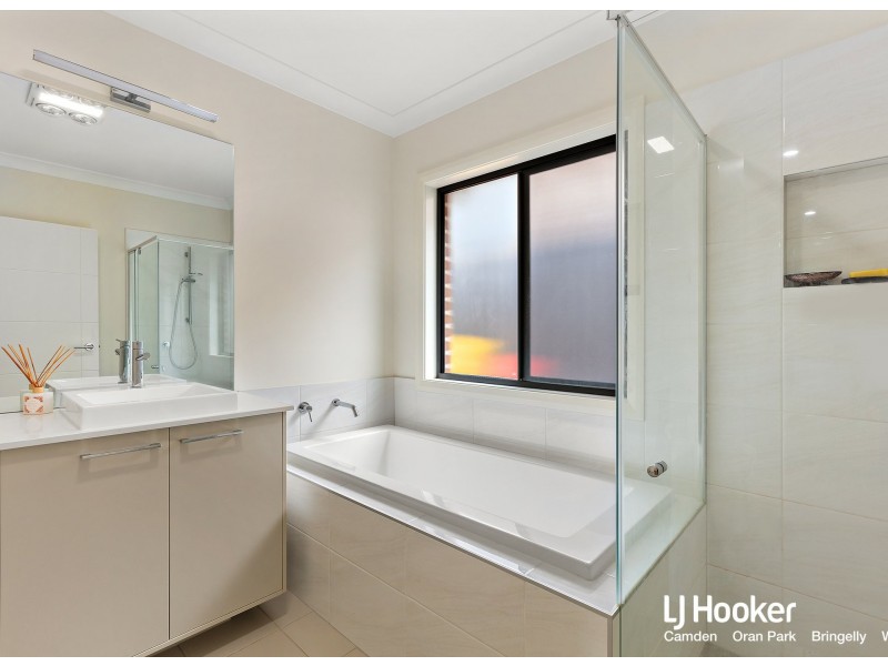 10 McLaurin Avenue, Oran Park NSW 2570