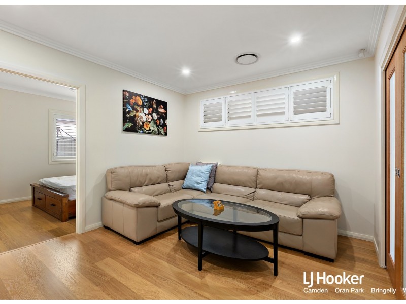 10 McLaurin Avenue, Oran Park NSW 2570