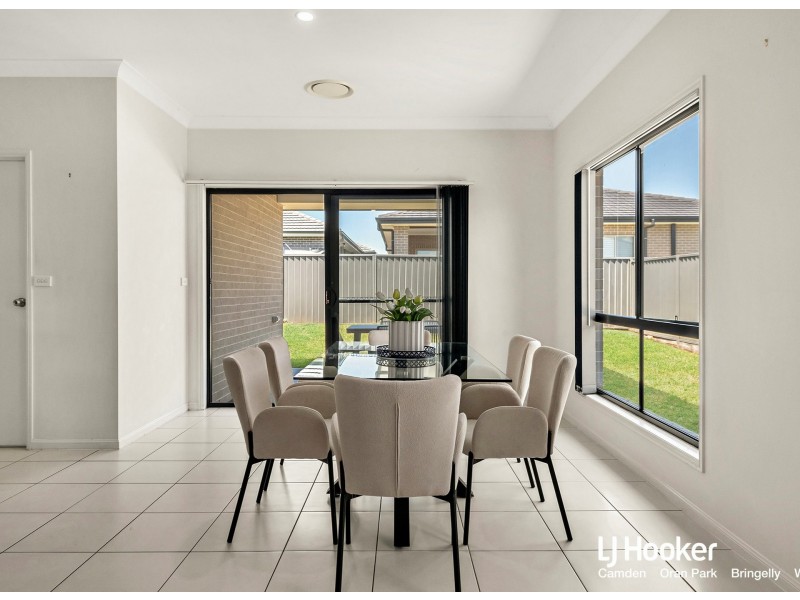 46 Donovan Boulevard, Gregory Hills NSW 2557