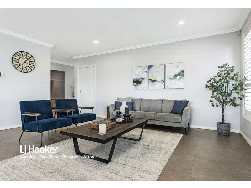 13 Hansford Street, Oran Park NSW 2570