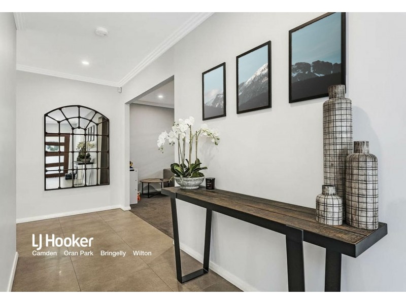 13 Hansford Street, Oran Park NSW 2570