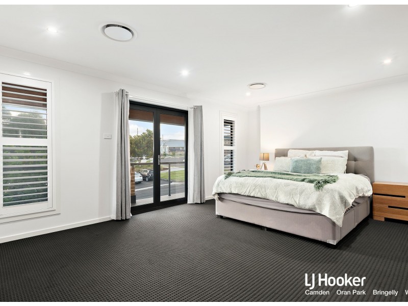 22 Parsons Grove, Oran Park NSW 2570