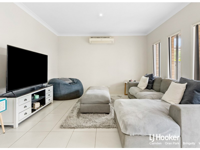 40 Skaife Street, Oran Park NSW 2570