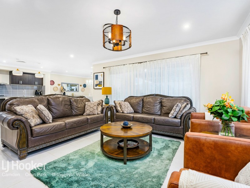 28 Boden Crescent, Oran Park NSW 2570