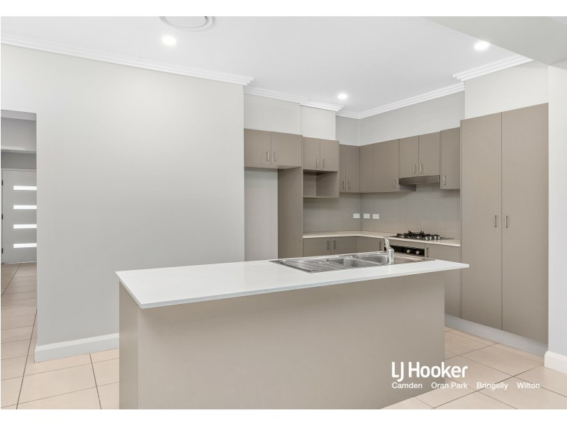 1D Tander Street, Oran Park NSW 2570