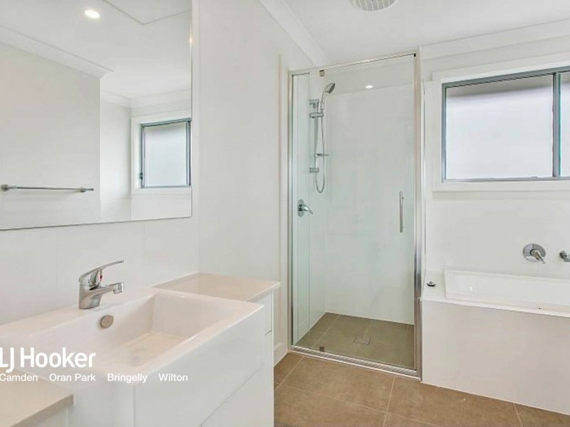 2 Rawlings Street, Oran Park NSW 2570