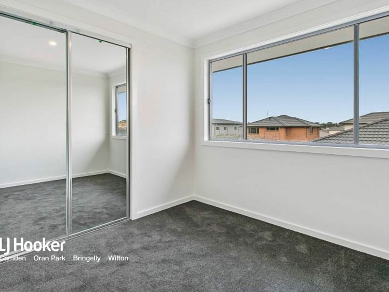2 Rawlings Street, Oran Park NSW 2570