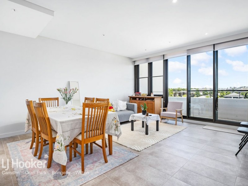 309/4 Fordham Way, Oran Park NSW 2570