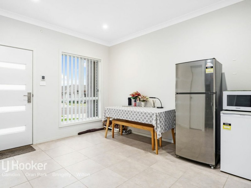 22 Evans Street, Oran Park NSW 2570