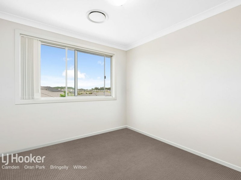 22 Evans Street, Oran Park NSW 2570