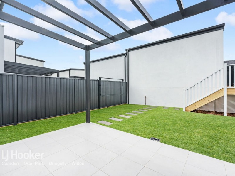 98 Dransfield Drive, Oran Park NSW 2570