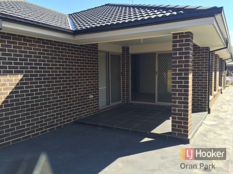 8 Loudon Crescent, Cobbitty NSW 2570