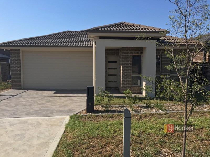 20 Forbes Street, Oran Park NSW 2570