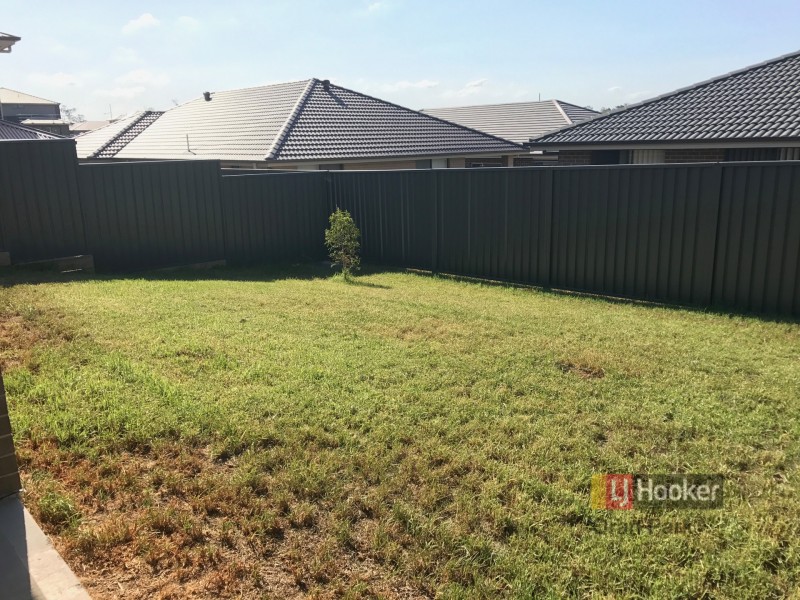 20 Forbes Street, Oran Park NSW 2570