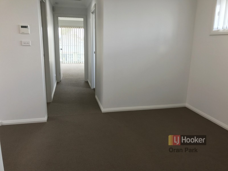 8b Harvey Street, Oran Park NSW 2570