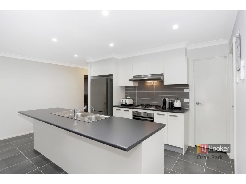 30 Richards Loop, Oran Park NSW 2570