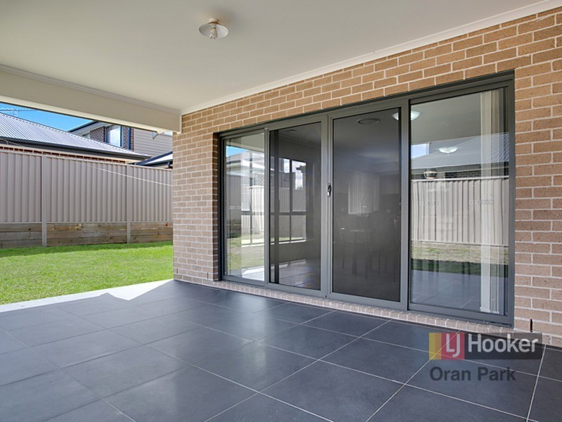 43 Murphy Street, Oran Park NSW 2570